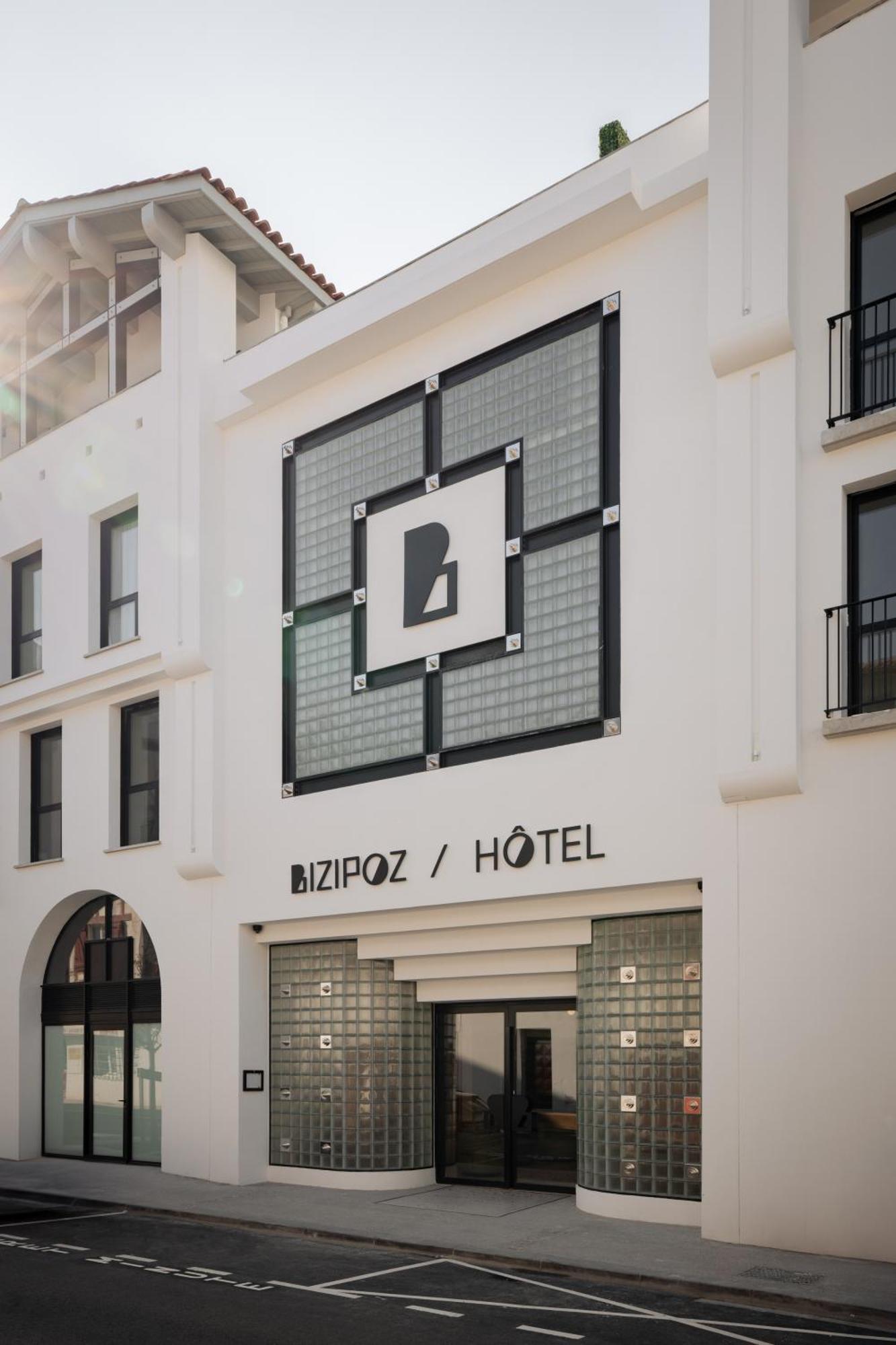 Bizipoz Hotel サン＝ジャン＝ド＝リュズ エクステリア 写真