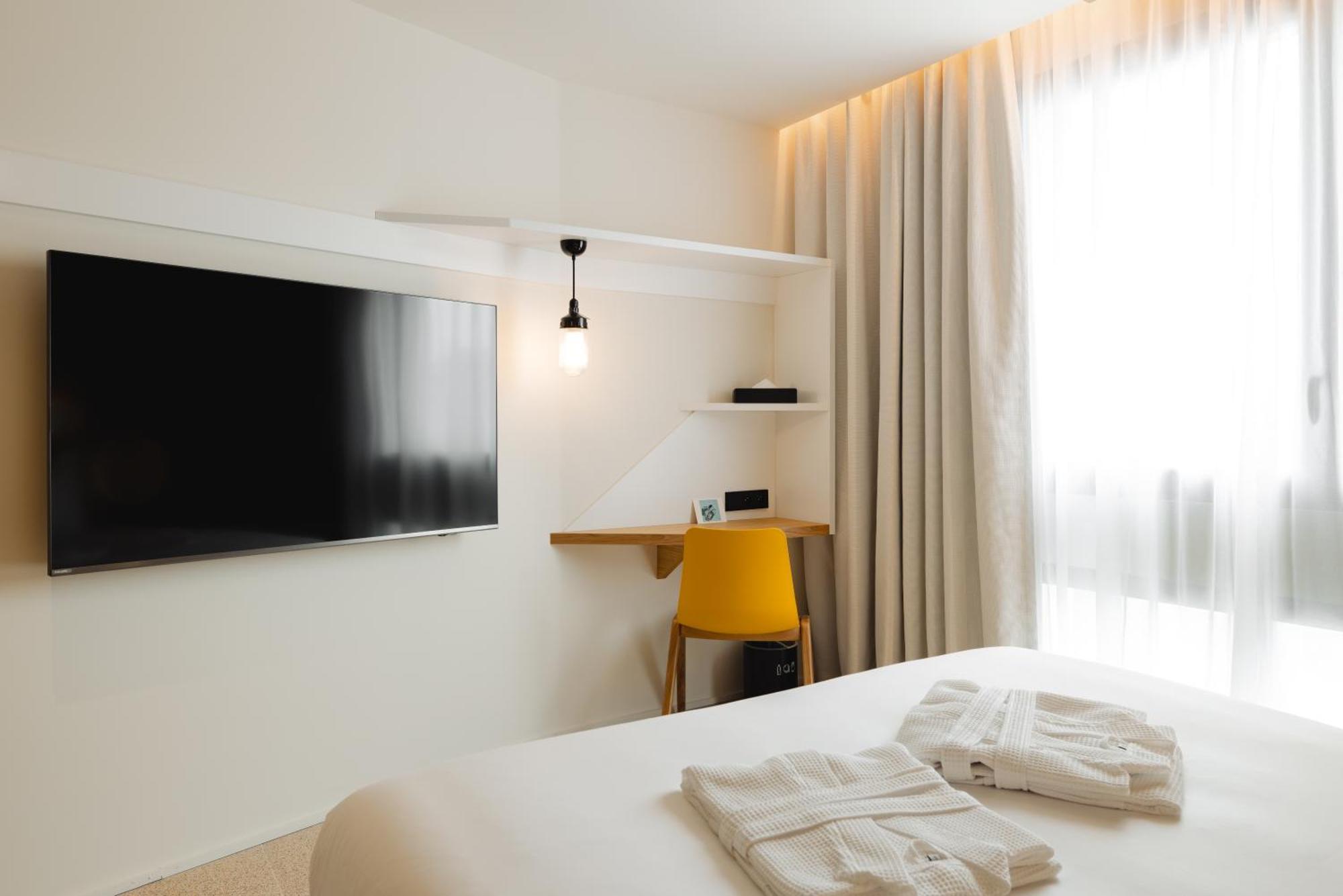 Bizipoz Hotel サン＝ジャン＝ド＝リュズ エクステリア 写真